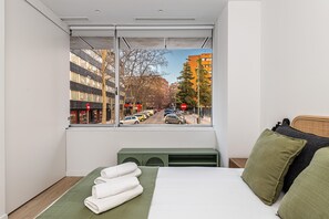 1 habitación, tabla de planchar con plancha y wifi gratis 