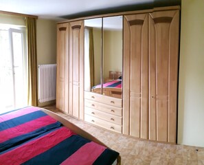 1 Schlafzimmer, WLAN, Bettwäsche