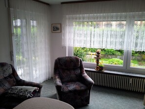 Interior - Vacation apartment "Altbau" ground floor Pension Antje Ekert (Uhldingen-Mühlhofen)