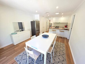 Dining - NEW TO VRBO: Family-Friendly Home with Yard | Near Gungahlin (Ngunnawal)