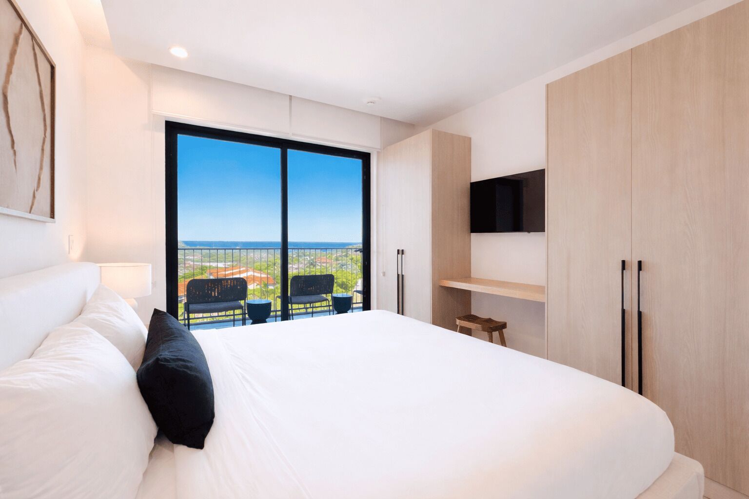 2 bedrooms, internet