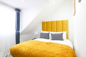Luxury Apartment - The Wembley Crown Heights 1 Bed Flat  (Wembley)