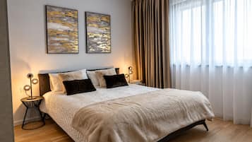 Apartment, 1 King Bed with Sofa bed, City View | Iron/ironing board, WiFi (free)