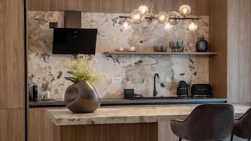 Apartment, 1 King Bed with Sofa bed, City View | Private kitchen