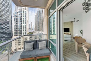 Property grounds - Luxury 2BR in Downtown Dubai, Near Burj Khalifa (Downtown)