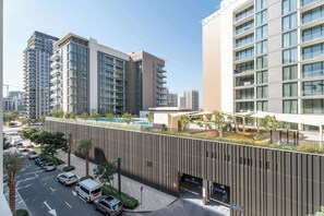 Exterior - Spacious 2BR | Near King’s & Dubai Hills Mall (Dubai Hills)