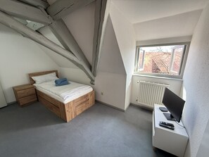 3 bedrooms, Internet, bed sheets - 3-5 rooms: Fitter and vacation apartment Ludwigslust (Ludwigslust)