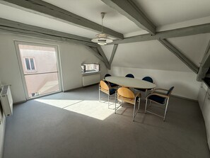 Dining - 3-5 rooms: Fitter and vacation apartment Ludwigslust (Ludwigslust)