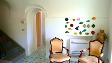 Biệt thự, hút thuốc