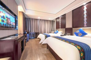 Superior Twin Room, City View | Premium bedding, memory-foam beds, free WiFi, bed sheets - Tianmen Summit Hotel (Zhangjiajie)