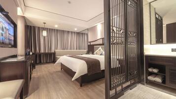 Luxury Double Room, City View | Premium bedding, memory foam beds, free WiFi, bed sheets