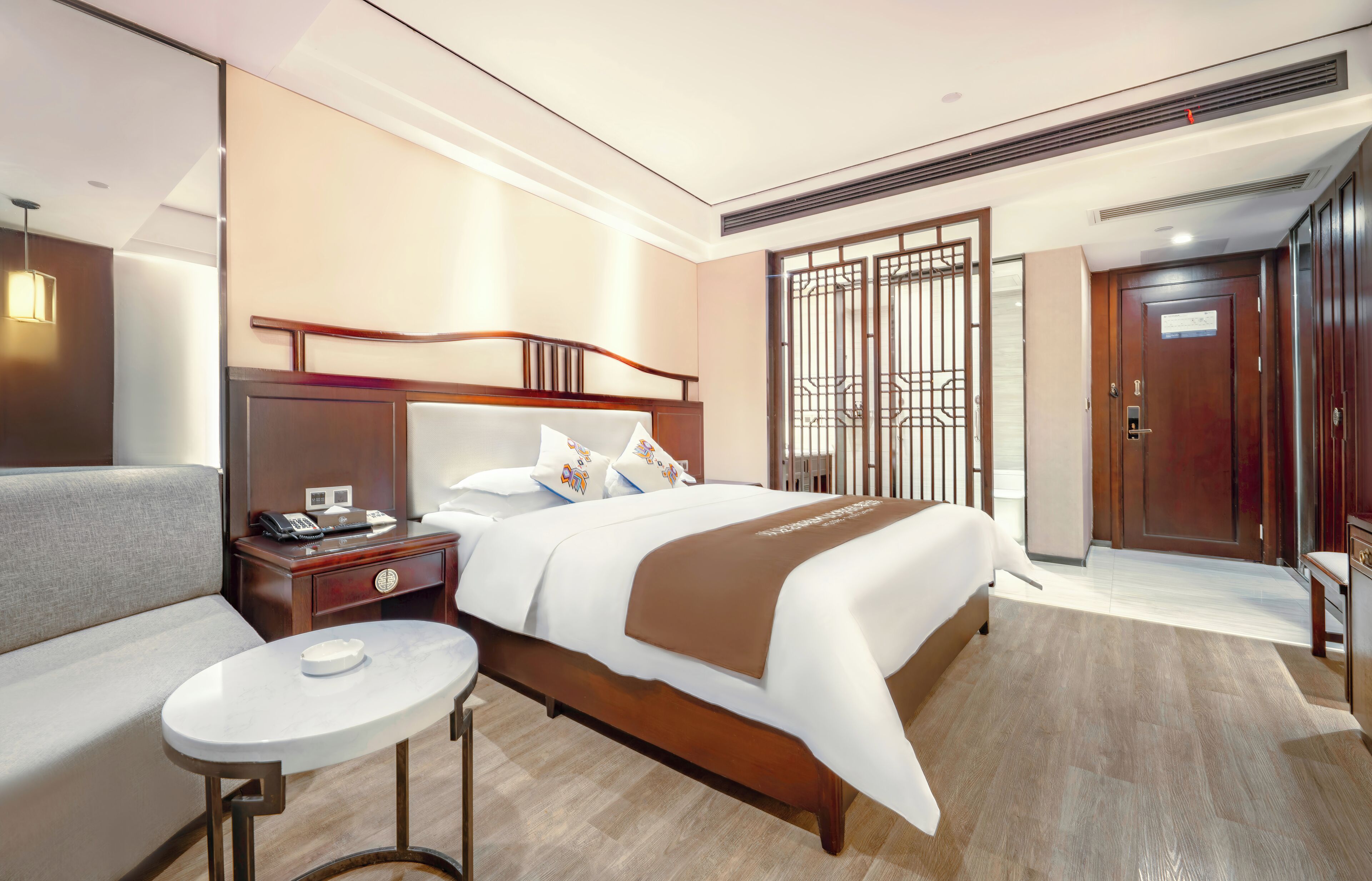 Luxury Double Room, City View