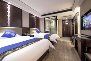 Habitación superior con 2 camas individuales, vistas a la ciudad | Ropa de cama de alta calidad, colchones viscoelásticos, wifi gratis
