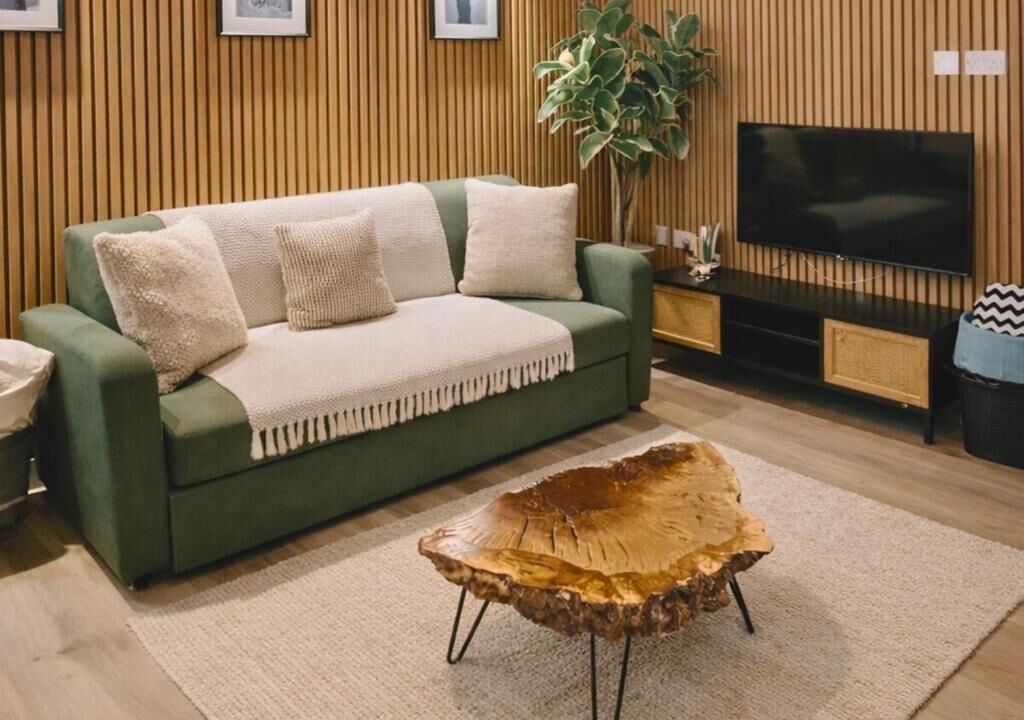 Condo, Non Smoking, City View | Living area