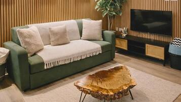 Condo, Non Smoking, City View | Living area