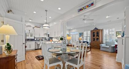 Beautique Cottage — Romantic, Renovated Condo in Historic Beaufort