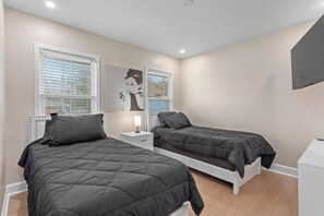 3 bedrooms, iron/ironing board, free WiFi, bed sheets - Luxury 3 Bedroom House Located in Atlanta, Ga (Atlanta)