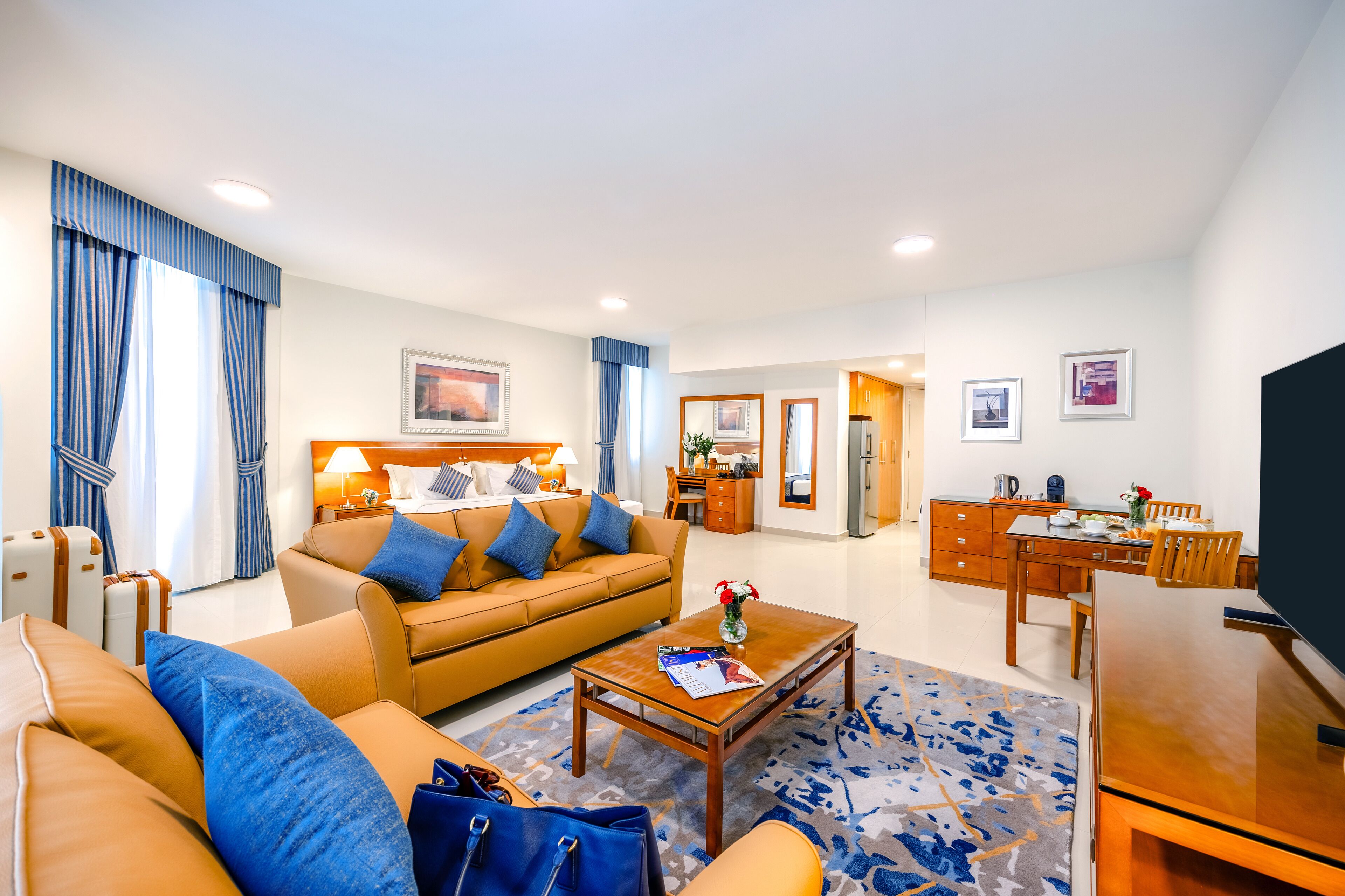 Executive Suite, Balcony, City View