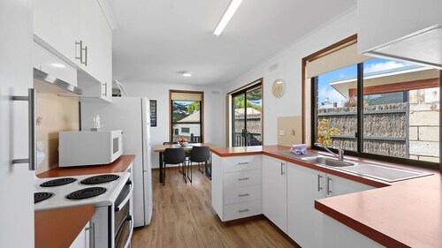Dalton's Retreat - Centrally Located