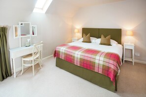 Room - Guernsey Cottage (Daviot)