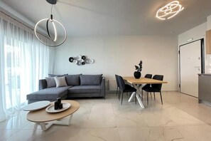 Living area - Athenean Oasis In Ellinikon-E4 (Elliniko)
