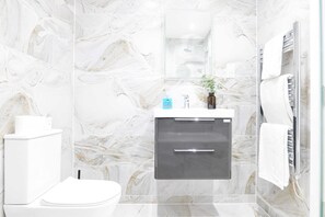 Bathroom - The Wembley Crown Retreat 1 Bed Flat  (Stansted)