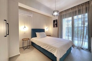 Iron/ironing board, WiFi, bed sheets - Athenean Gem Near Athens Metro Mall-A2 (Ilioupoli)