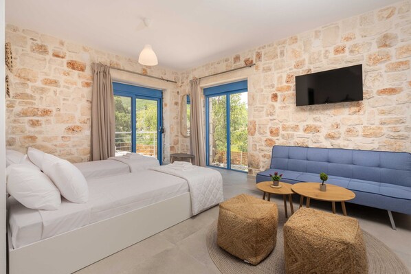 1 bedroom, iron/ironing board, free WiFi, bed sheets