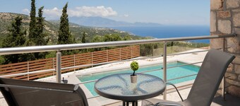 Royal Majestic Residences with Pool & Sea View