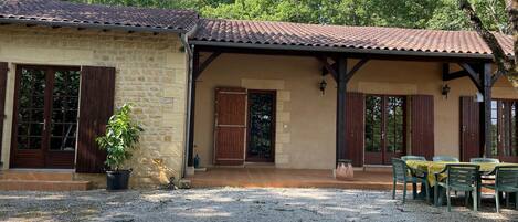 Restauration extérieure