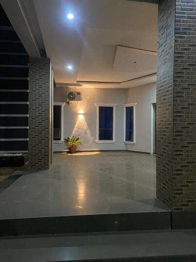 Four Diamonds Hotel & Suites