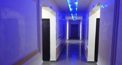 Four Diamonds Hotel & Suites