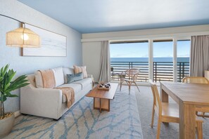 TV, books - The Sandbar - Ocean Front (San Diego)