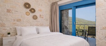 Royal Majestic Residences with Pool & Sea View