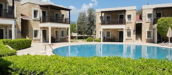 Aktur Cove Apart Hotel