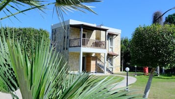 Standard-Apartment, Balkon, Poolblick | Außenbereich