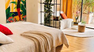 4 chambres, fer et planche à repasser, lit parapluie, Wi-Fi gratuit