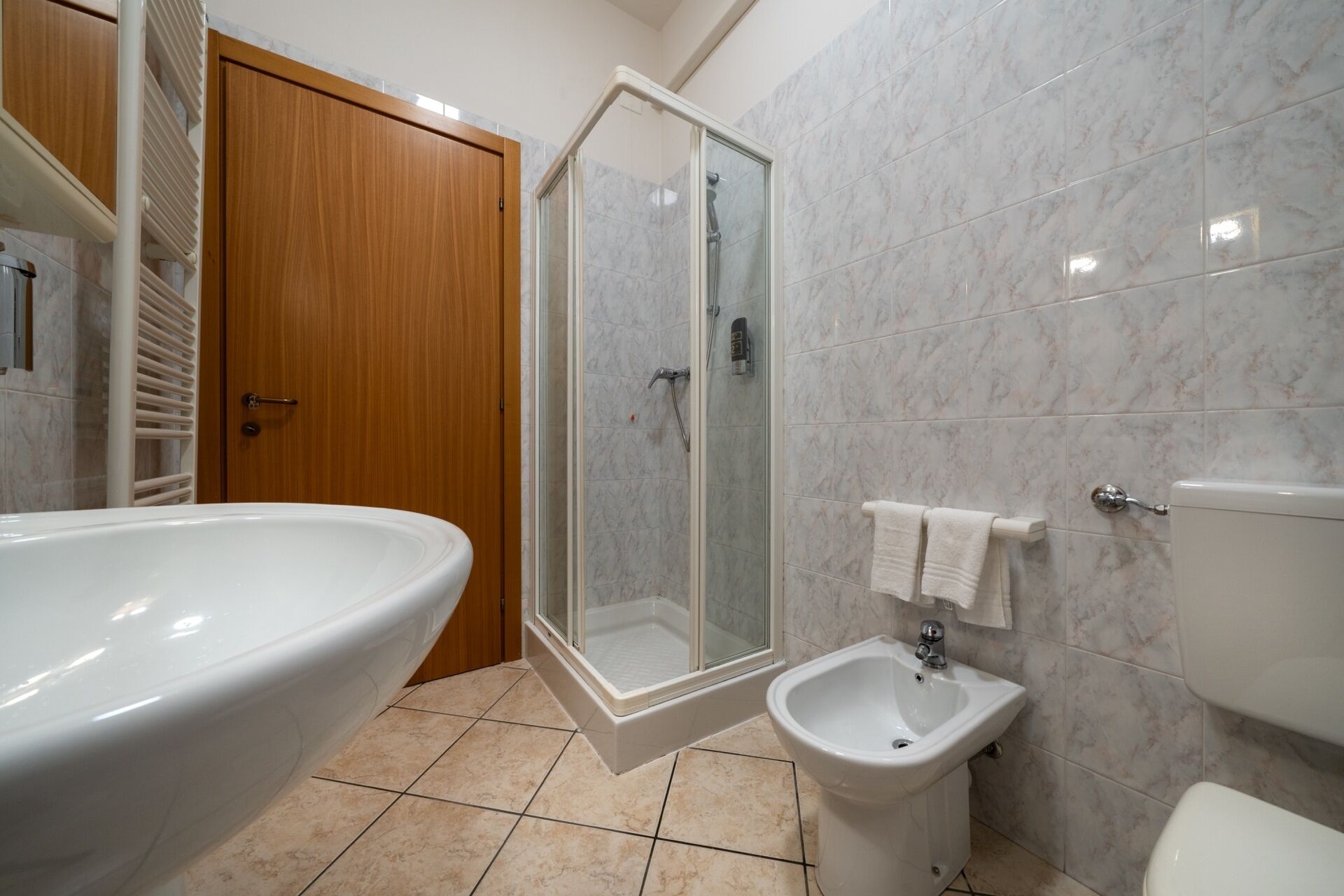 Comfort Double Room | Bathroom