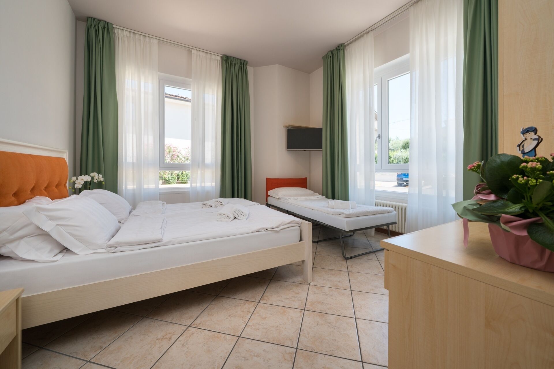 Kamar Triple Comfort