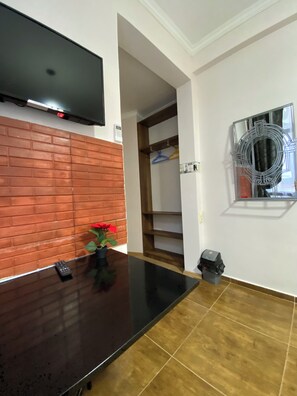 Interior - Siqvaruli (T'bilisi)