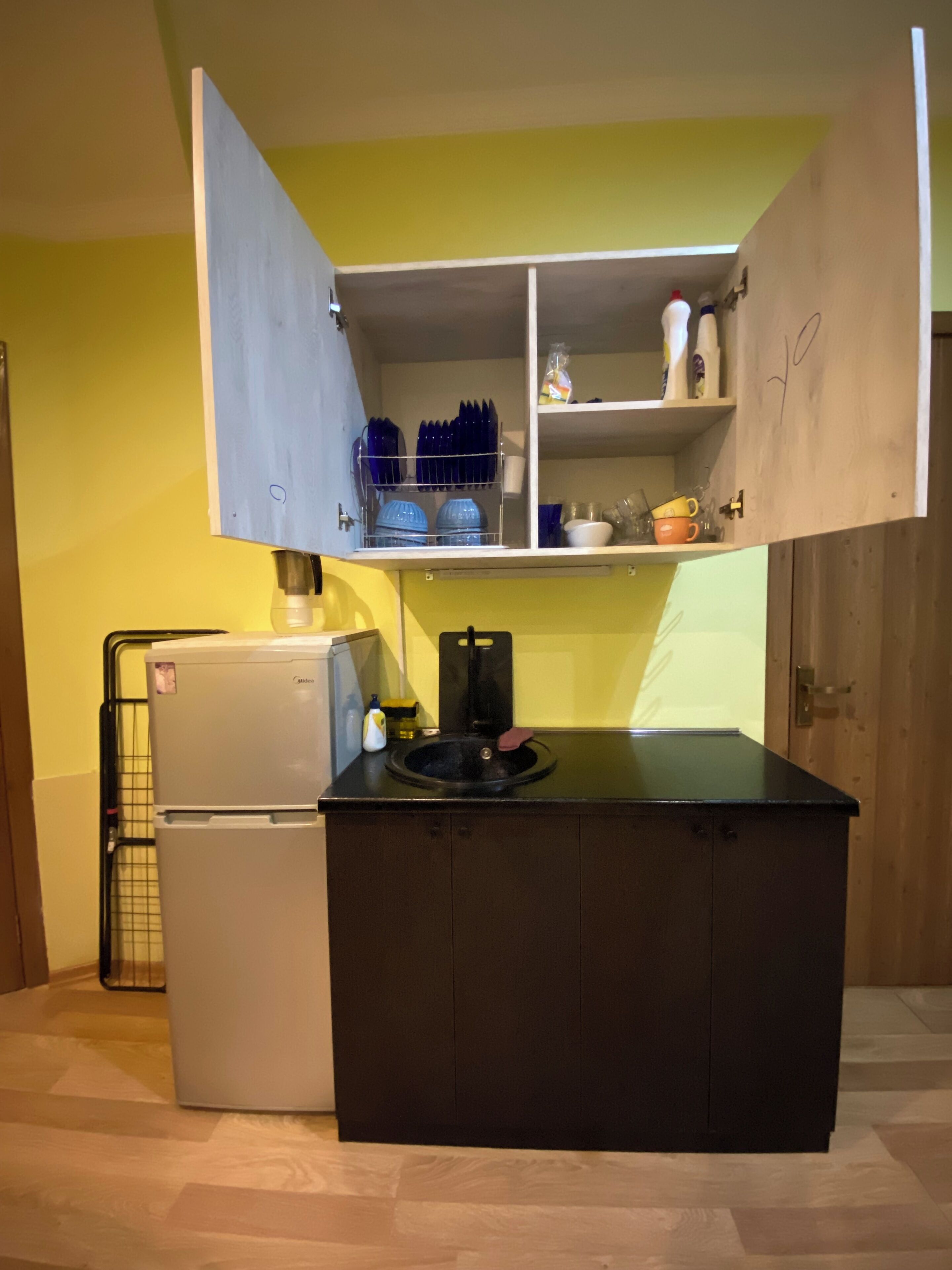 Apartamento Deluxe, balcón, vistas a la ciudad | Interior