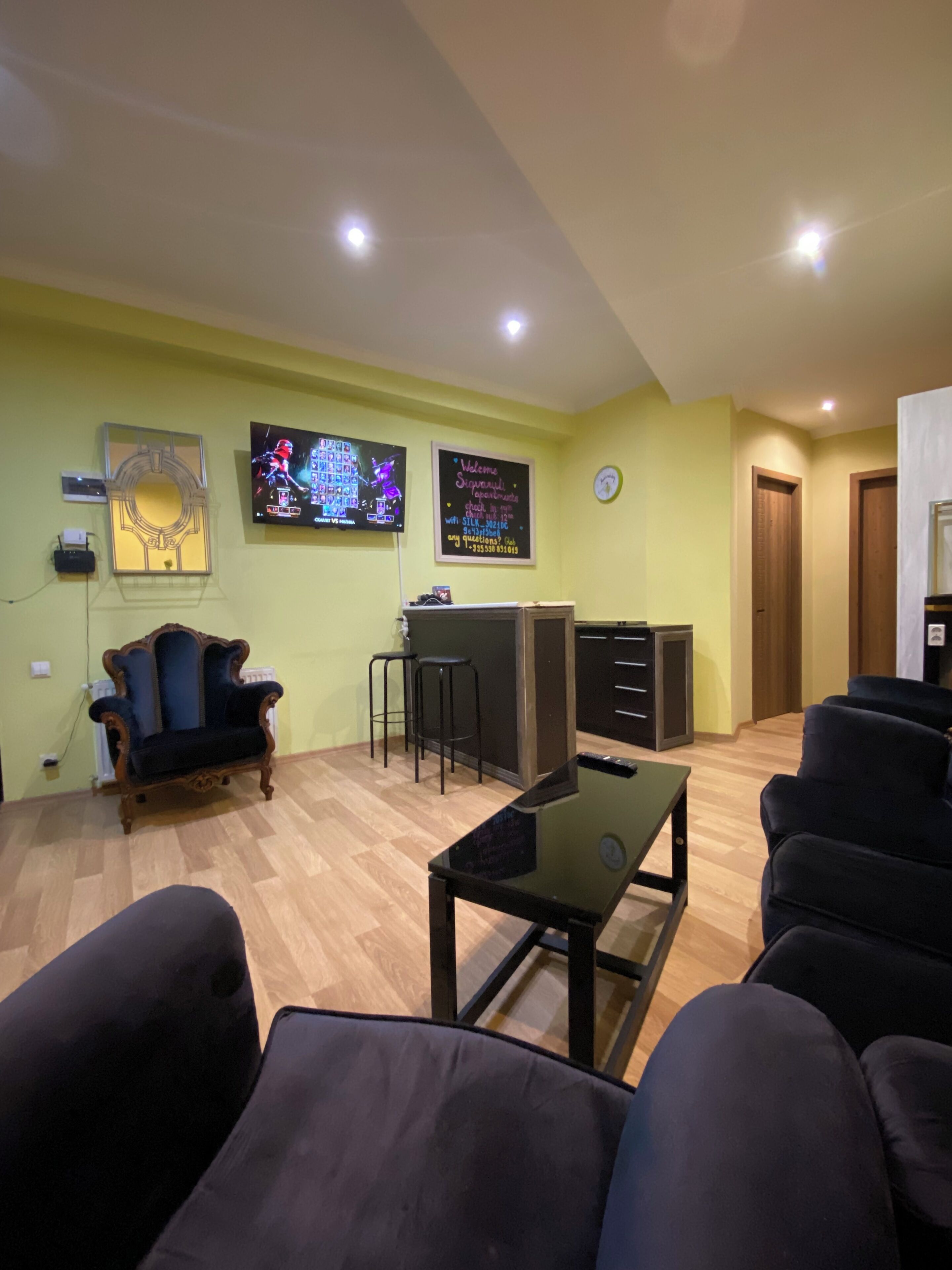 Apartamento Deluxe, balcón, vistas a la ciudad | Interior