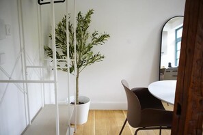 클래식 아파트, 주방, 산 전망 | 내부