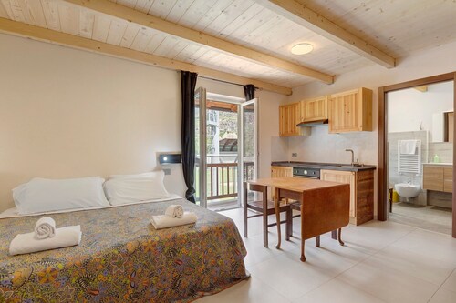 Comfort Studio with Mountain View, Shared Terrace and Wi-Fi