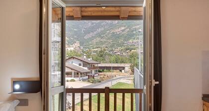Comfort Studio with Mountain View, Private Balcony, and Wi-Fi