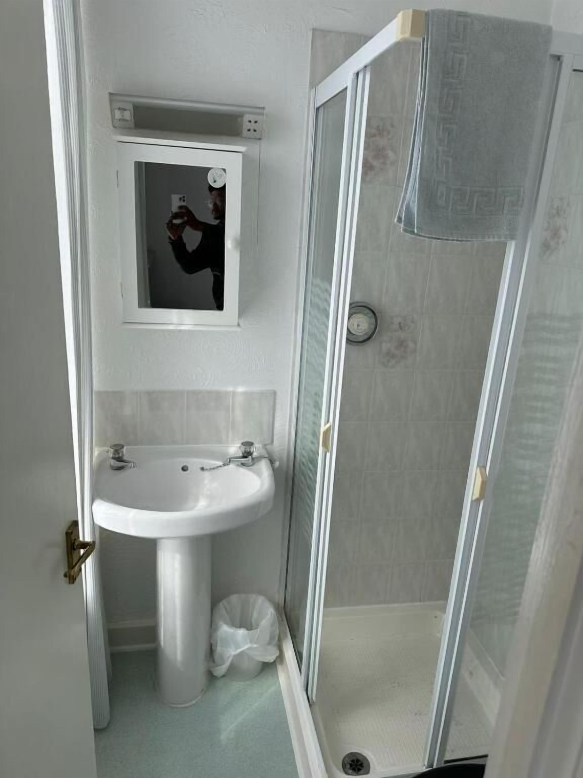 Doppelzimmer | Badezimmer