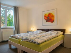 2 bedrooms, Internet - in Stadtrandlage mit guter Anbindung, sowie groß by Interhome (Dresden)