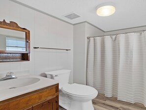 Towels - Spread'N Kindness | Pet-Friendly + One Block from the Beach (Surf City)