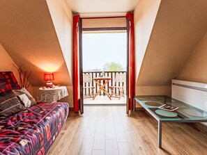 TV - Les Sylvestres by Interhome (Cabourg)