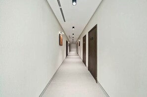 Double or Twin Room, River View | Interior - emaro hostel (Dubai)